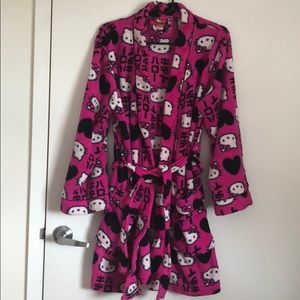 Hello kitty robe